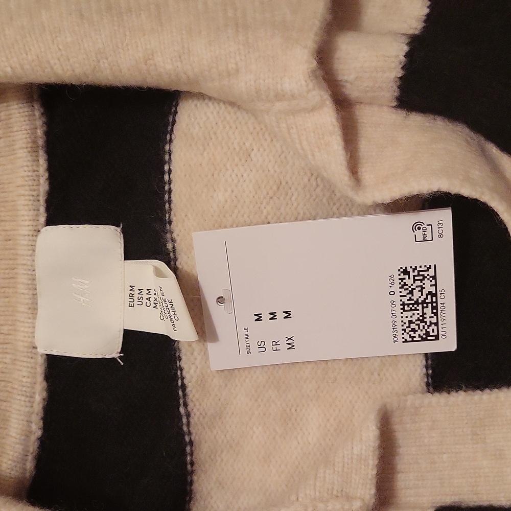 fine knit collared sweater